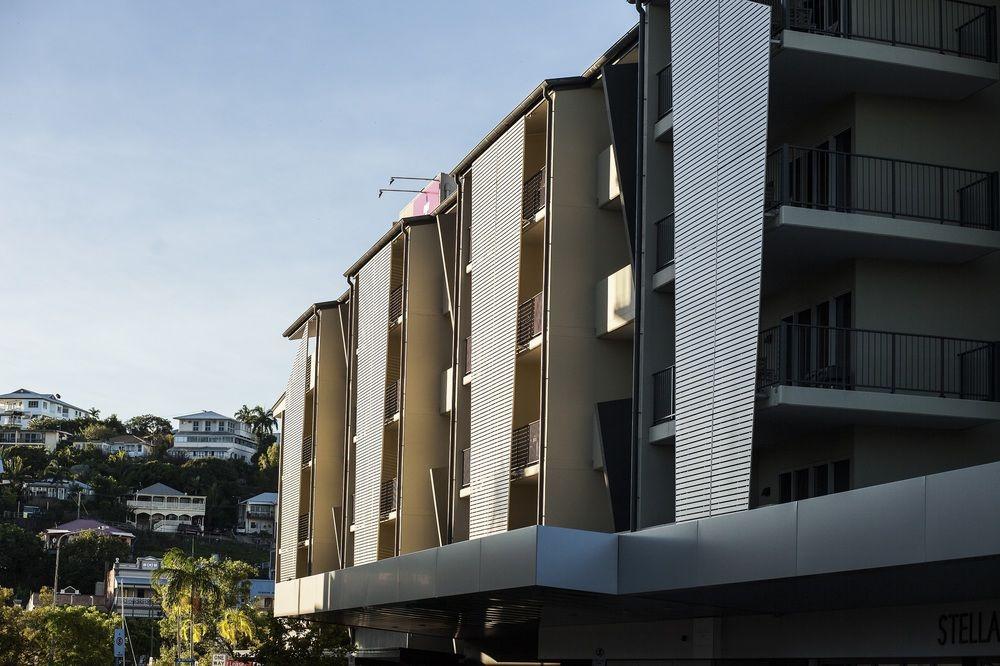 Grand Hotel And Apartments Townsville Eksteriør billede