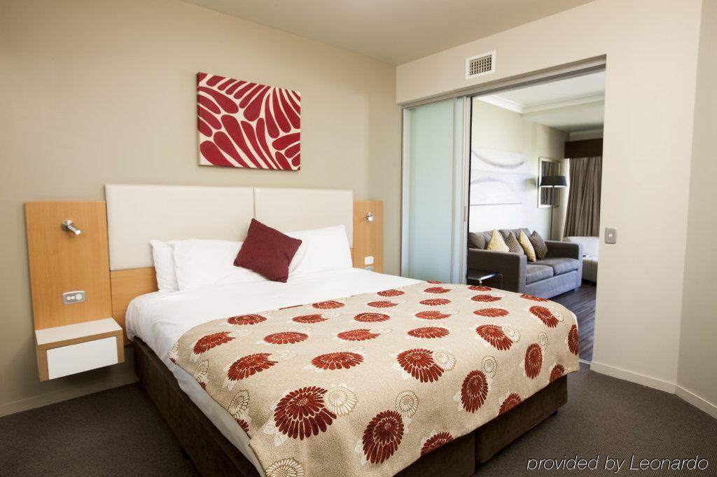 Grand Hotel And Apartments Townsville Eksteriør billede