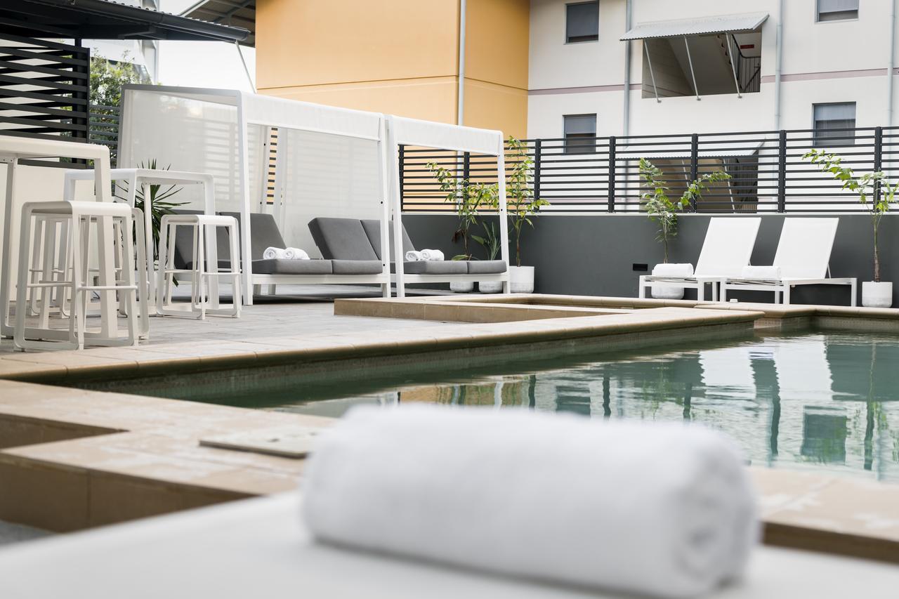 Grand Hotel And Apartments Townsville Eksteriør billede