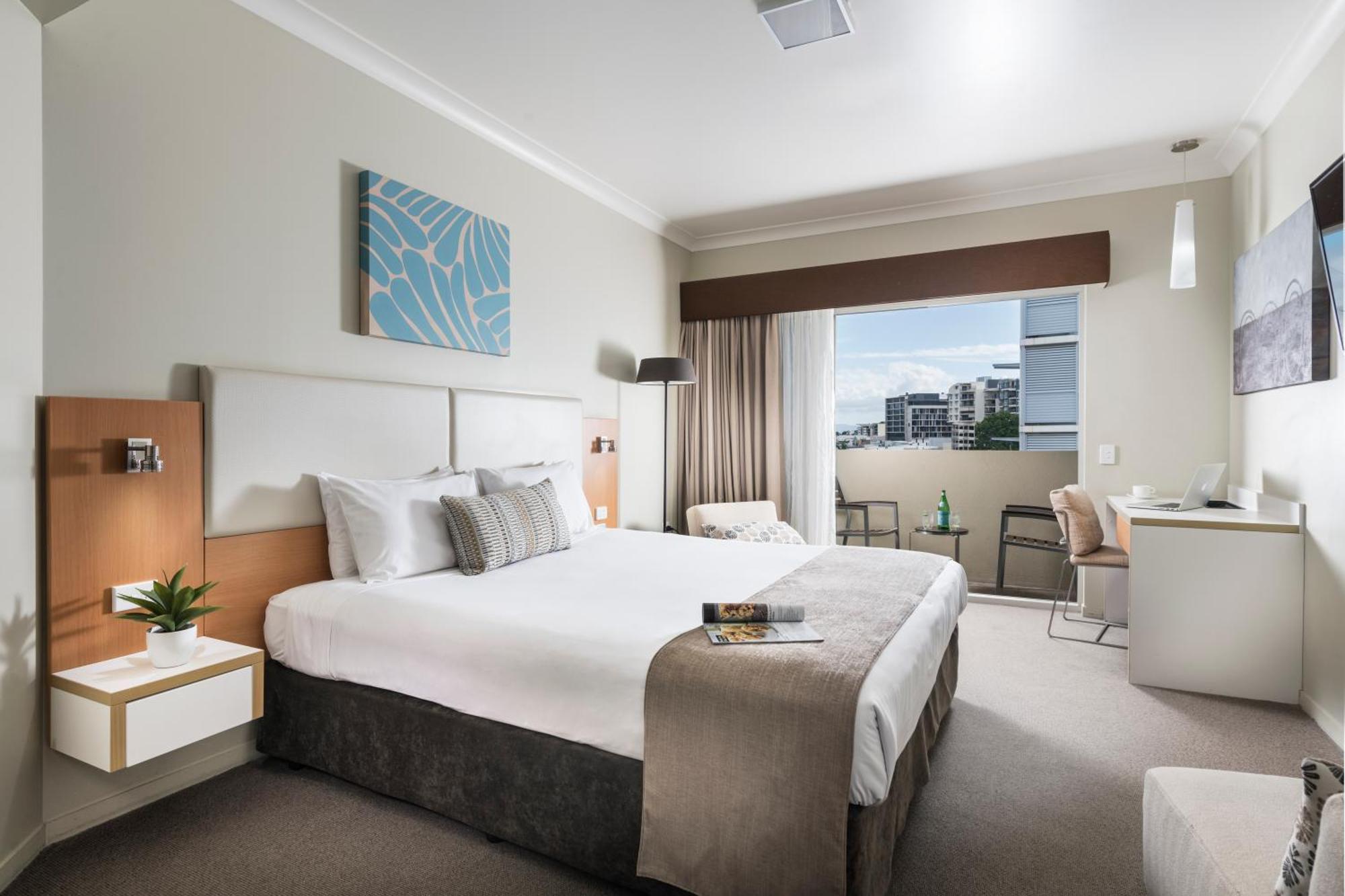 Grand Hotel And Apartments Townsville Eksteriør billede